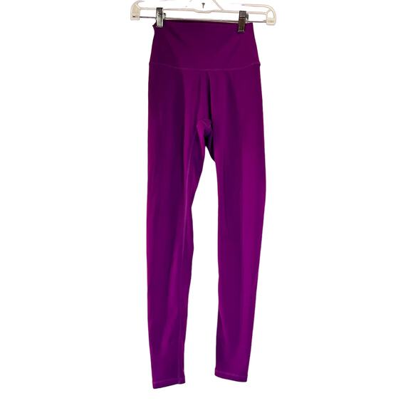 NVGTN Magenta Purple Workout Leggings Size Medium - Picture 1 of 6